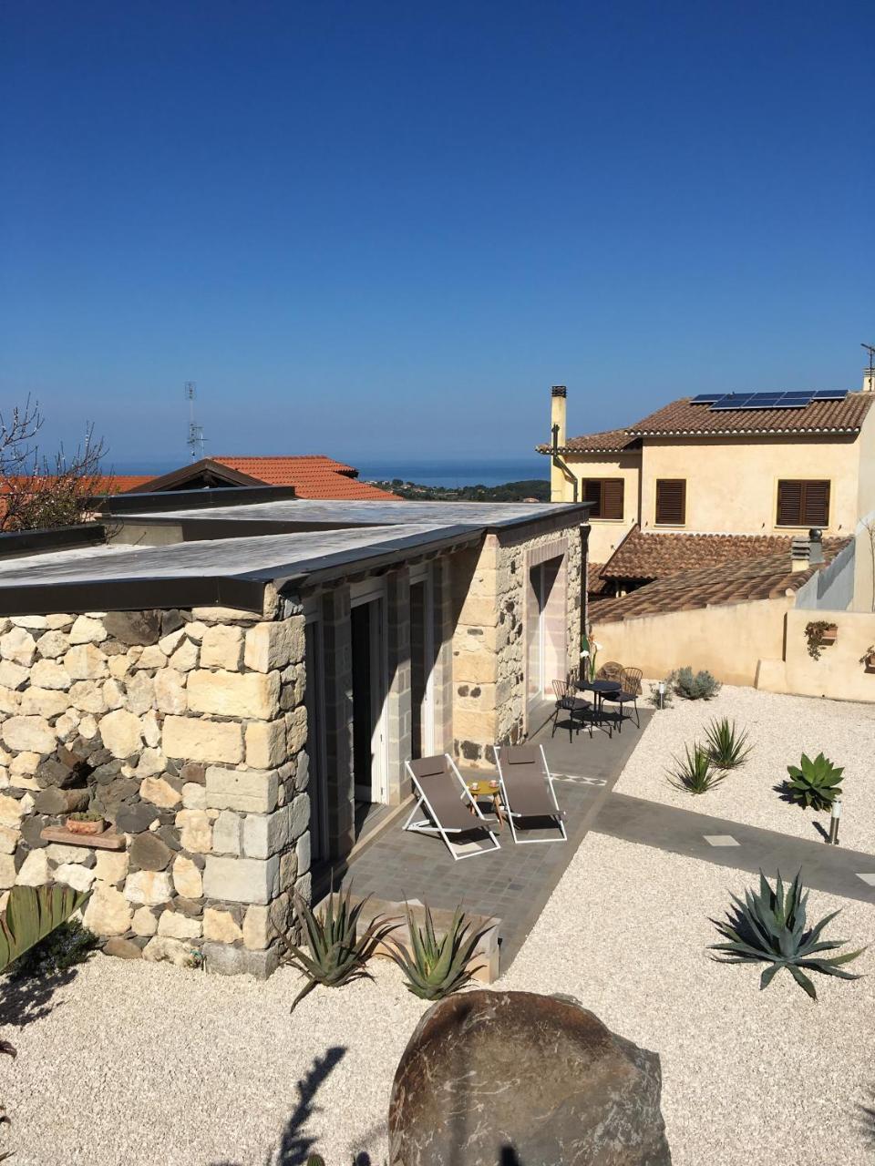 La Petite Maison Tresnuraghes Exterior foto